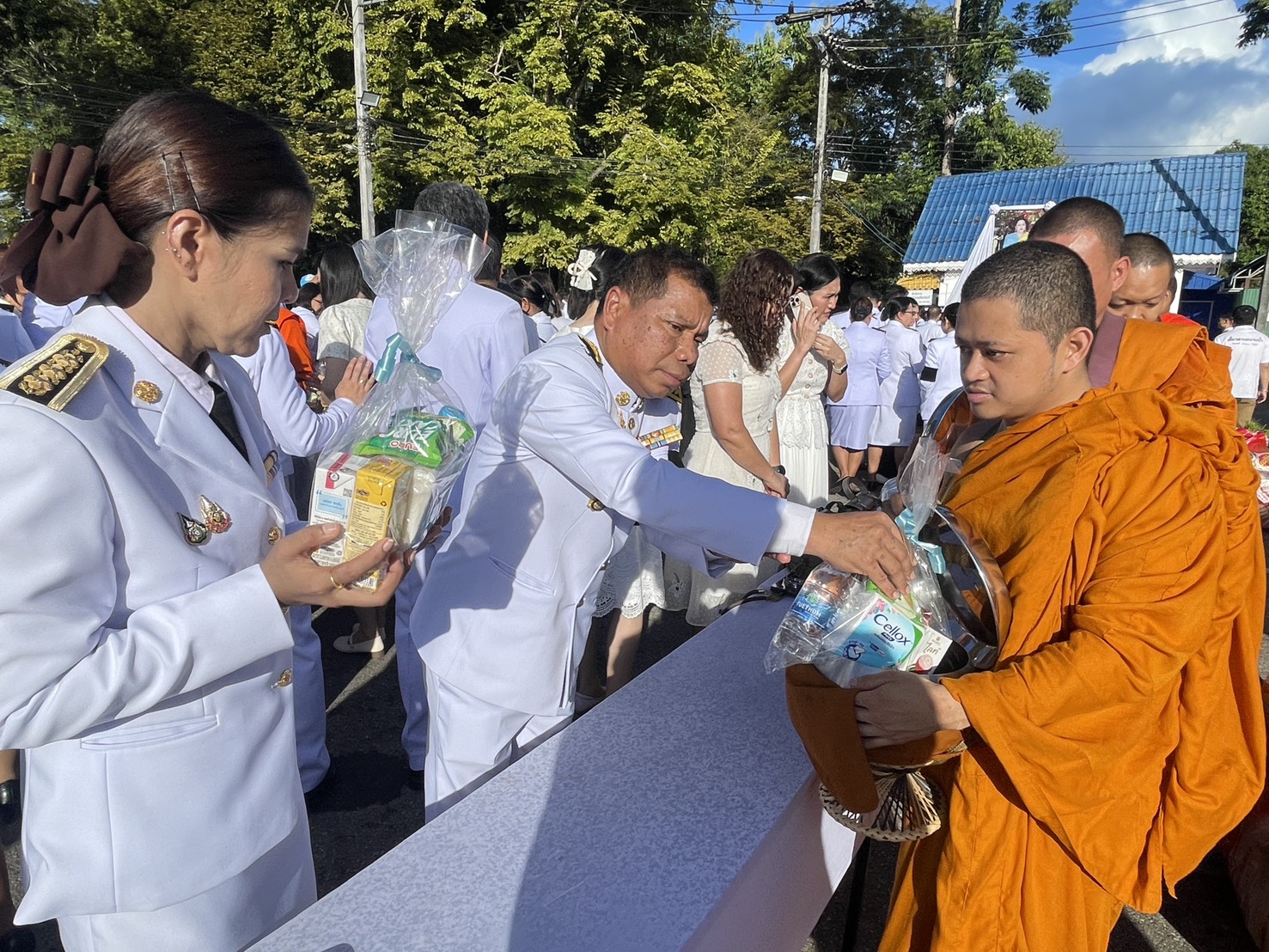 พช.กระบี่ ร่วมพิธีสวดพระพุทธมนต์ เจริญจิตตภาวนา และทำบุญตักบาตร ถวายพระราชกุศล เนื่องในโอกาสวันคล้ายวันพระราชสมภพ สมเด็จพระนางเจ้าสิริกิติ์ พระบรมราชินีนาถ พระบรมราชชนนีพันปีหลวง และวันแม่แห่งชาติ 12 สิงหาคม 2569